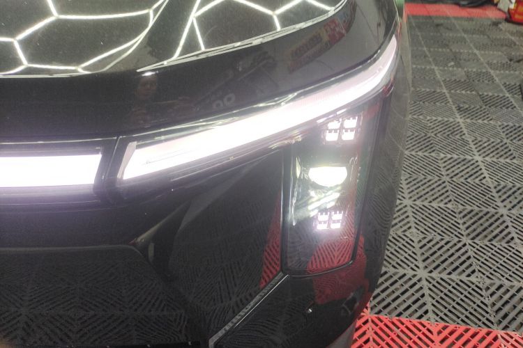 上汽大通MAXUS 大家7 2024款 超混 超长续航版 臻享版局部细节36