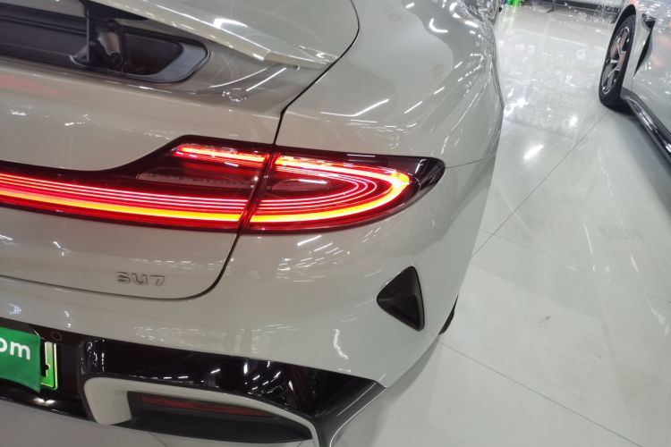 小米汽车 小米SU7 2024款 后驱超长续航高阶智驾Pro版车身外观9