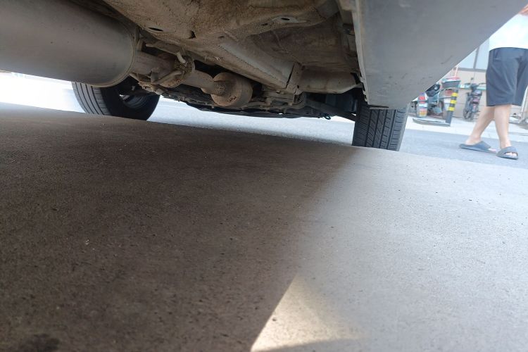 哈弗H6 2021款 运动版 1.5T 自动精英智联型 六边形格栅局部细节9002