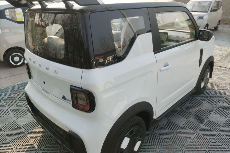 吉利银河 2025款 210km 熊猫卡丁车身外观7