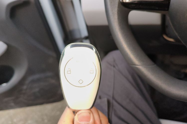 零跑汽车 零跑T03 2023款 310轻享版中控内饰11