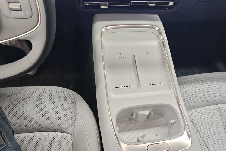 小鹏P7+ 2024款 长续航 Max中控内饰18