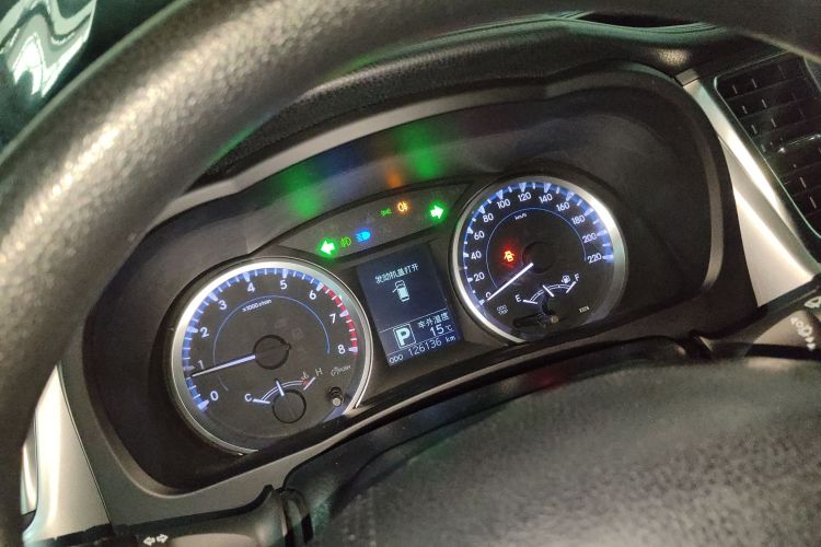 丰田 汉兰达 2018款 2.0T 两驱精英版 5座 国V中控内饰14