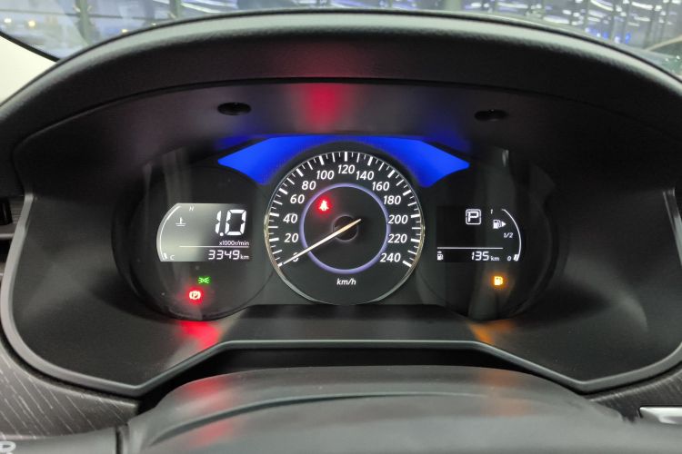 启辰D60 2023款 PLUS 1.6L XL CVT悦领版中控内饰14