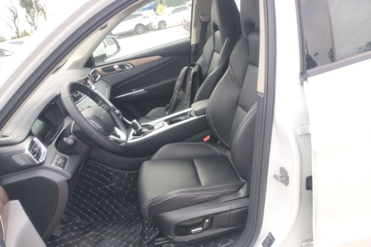 领克01 2020款 2.0T 两驱纯Pro版 国VI中控内饰19