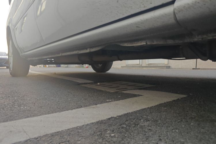 别克GL8 2014款 2.4L 经典版局部细节9001