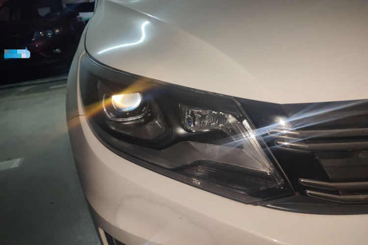 大众 途观 2013款 1.8TSI 自动两驱风尚版车身外观6006