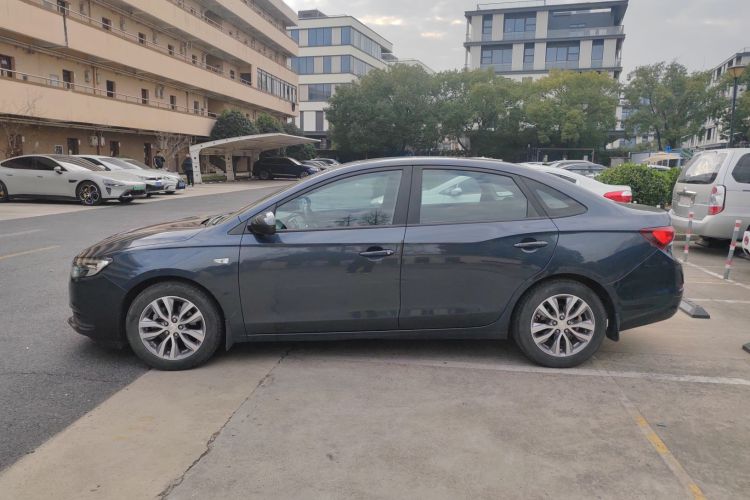 别克 英朗 2021款 1.3T 自动轻混动精英型车身外观6003