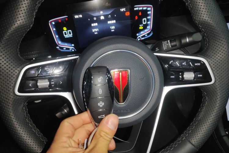 红旗H5 2025款 1.5T DCT旗韵版中控内饰7001