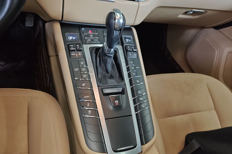 保时捷 2017款  Macan 2.0T局部细节18