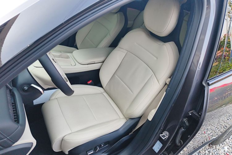 蔚来ES6 2024款 75kWh局部细节19