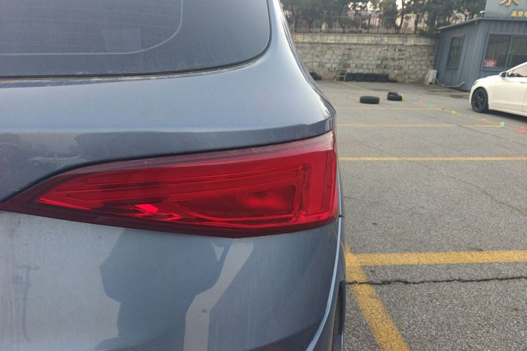 捷途X90 2020款 1.6T DCT影尊版 5座车身外观9