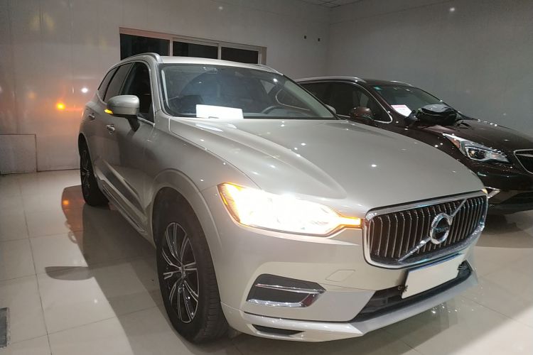 沃尔沃XC60 2020款 T5 四驱智远豪华版车身外观6002