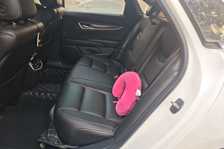 凯迪拉克XTS 2018款 28T 精英型中控内饰7004