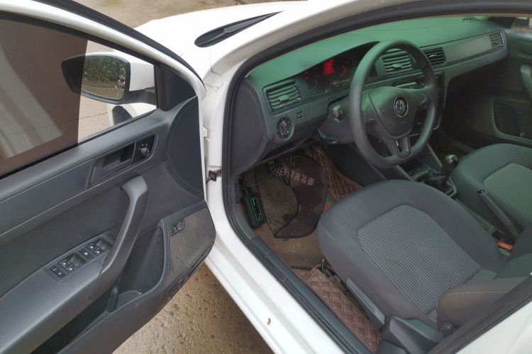 大众 桑塔纳 2021款 1.5L 手动风尚版中控内饰20