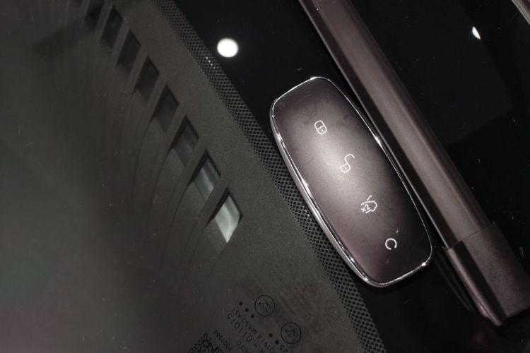 腾势D9 2024款 EV 620 尊享型中控内饰11