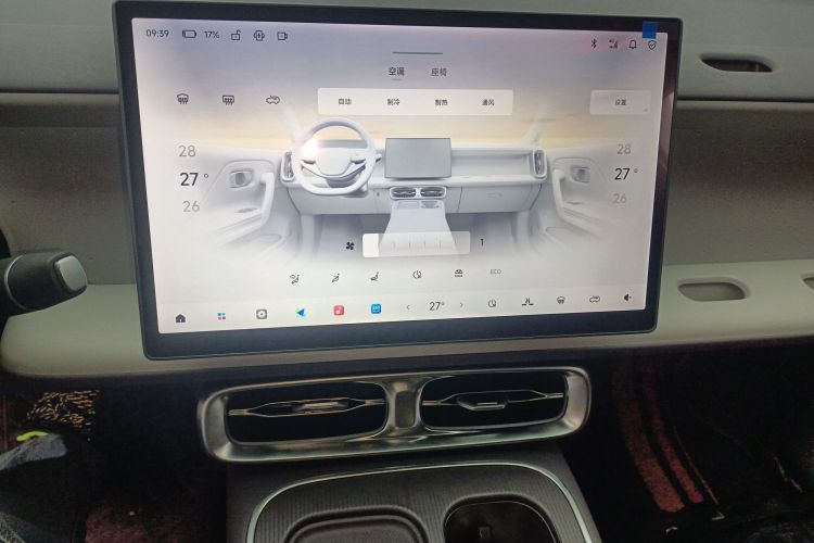 零跑汽车 零跑B01 2025款 650悦享版中控内饰16