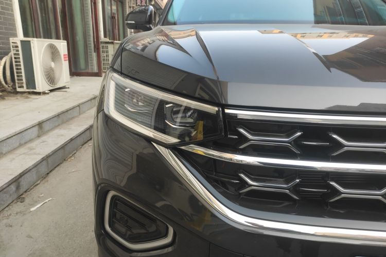 大众 探岳 2025款 众享款 300TSI车身外观8