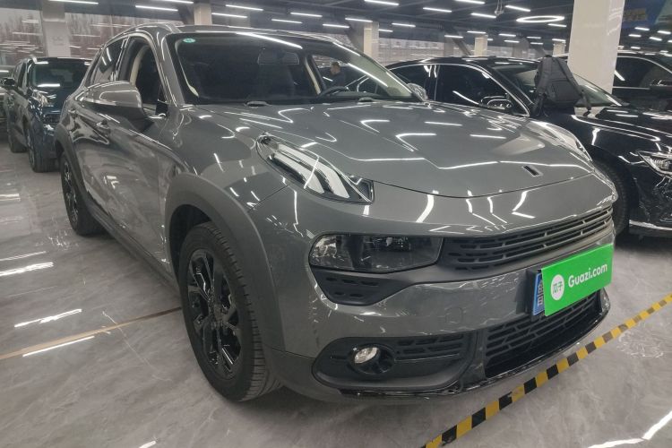 领克02 2019款 1.5T DCT两驱耀版 国VI车身外观3