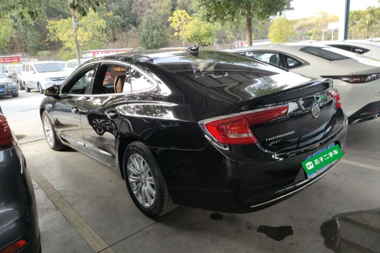 别克 君越 2018款 20T 豪华型车身外观4