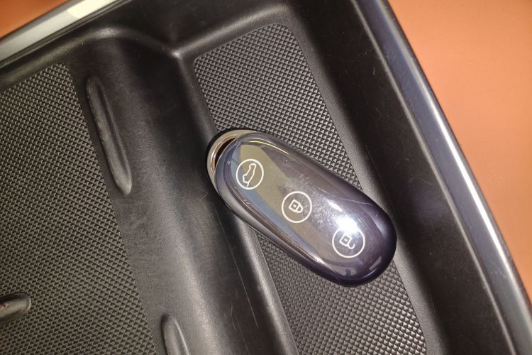 理想汽车 理想L9 2022款 Max中控内饰11