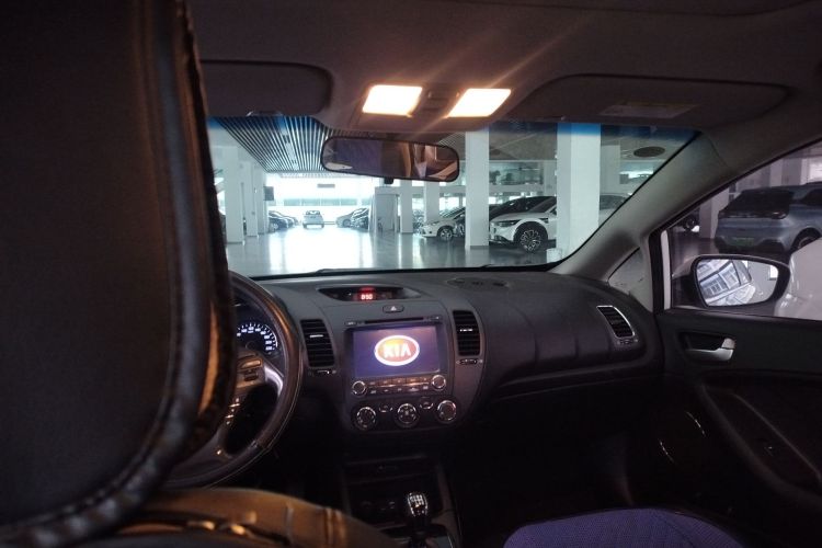 起亚K3 2016款 1.6L 手动GLS局部细节22