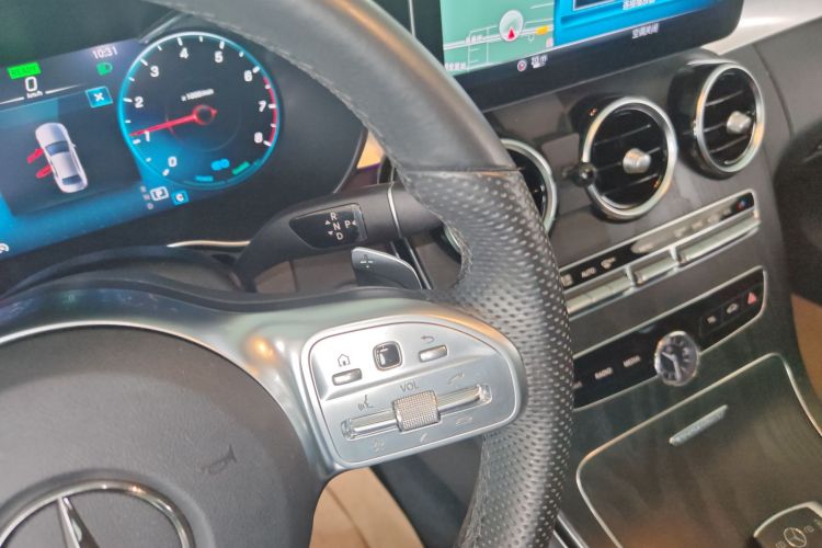 奔驰C级 2021款 C 260 L 运动星耀臻藏版中控内饰18