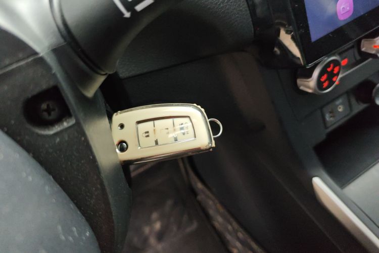 日产 轩逸 2024款 经典 1.6XE CVT舒适版中控内饰11