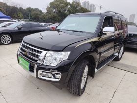 三菱 帕杰罗（平行进口） 