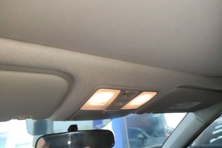 北京现代ix25 2015款 1.6L 自动两驱智能型GLS中控内饰22