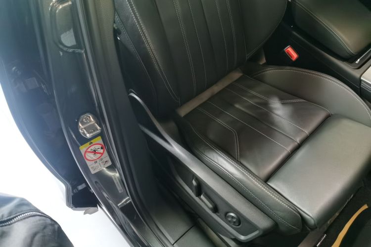 奥迪Q5L 2022款 45T 豪华动感型局部细节41