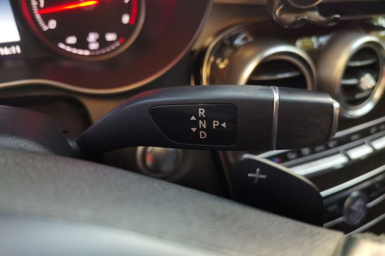 奔驰C级 2017款 C 200 L 4MATIC中控内饰18