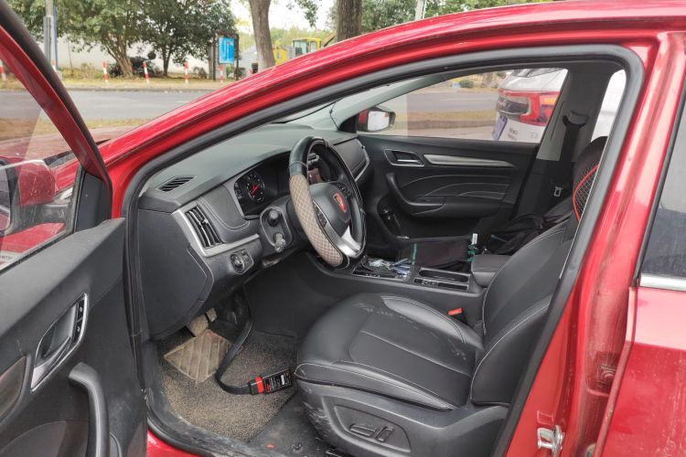 荣威i6 2019款 PLUS 1.6L CVT 4G互联旗舰大赞版中控内饰20