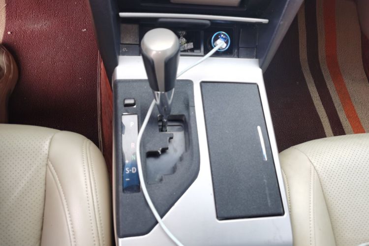 丰田 凯美瑞 2012款 骏瑞 2.0S 耀动版局部细节18