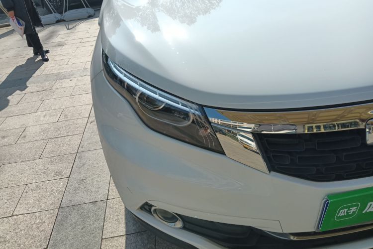 观致5 2018款 改款 1.6T 自动尊贵型车身外观8