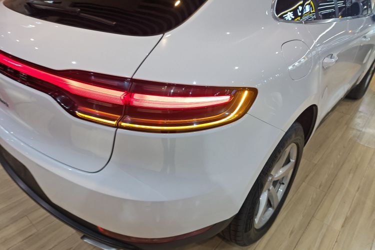 保时捷 2018款 Macan 2.0T车身外观9