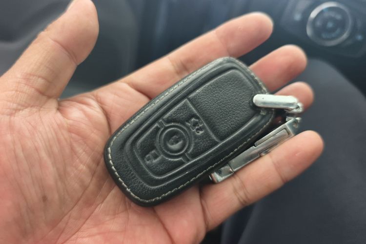 福特 福睿斯 2021款 1.5L 自动钻石版中控内饰11