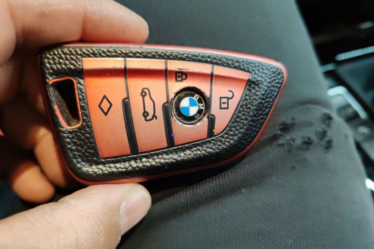 宝马X2 2020款 sDrive25i 领先型M运动套装中控内饰7001