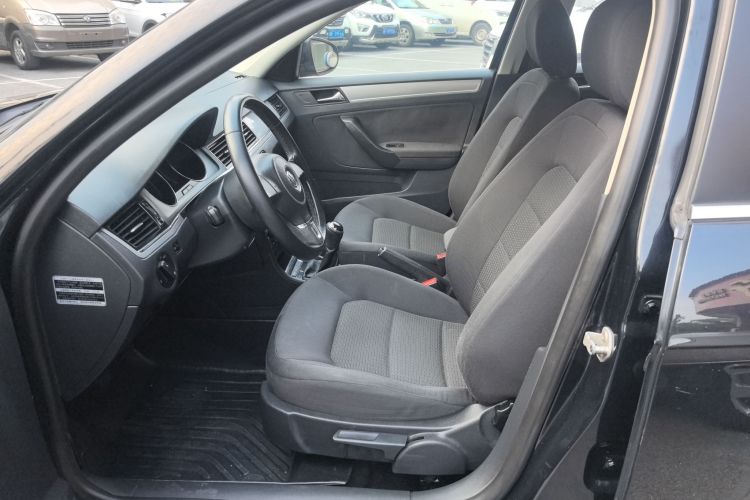 大众 宝来 2014款 1.6L 手动时尚型局部细节19