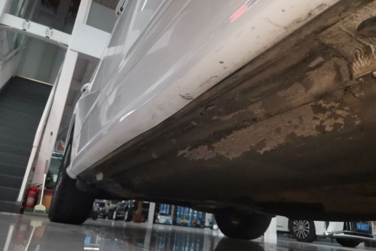 奥迪Q5L 2020款 改款 40 TFSI 荣享时尚型机舱底盘29