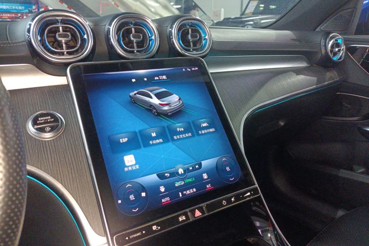 奔驰C级 2022款 C 200 L 运动版中控内饰16