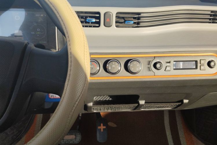 五菱汽车 宏光MINIEV 2021款 马卡龙臻享款 磷酸铁锂中控内饰16