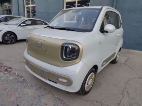 奔腾小马 2026款 222km 炫彩马