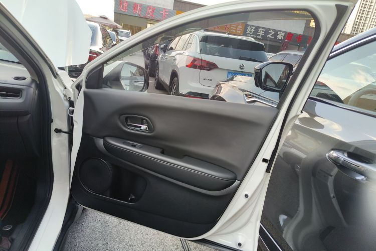 本田 缤智 2017款 1.5L CVT两驱舒适型中控内饰42