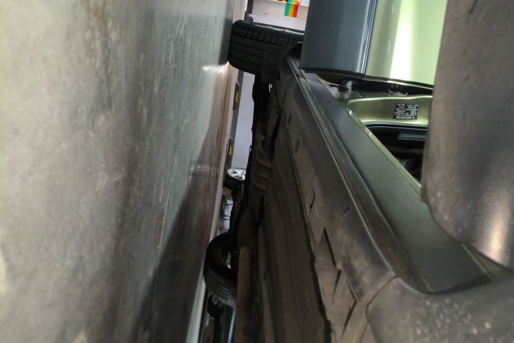 福特 翼虎 2015款 2.0L GTDi 四驱尊贵型局部细节9001