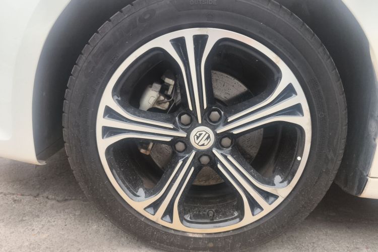 名爵 MG6 2017款 20T 手动豪华智联版 国V车身外观35