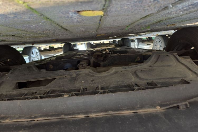 大众 Polo 2014款 1.4L 手动风尚版局部细节9008