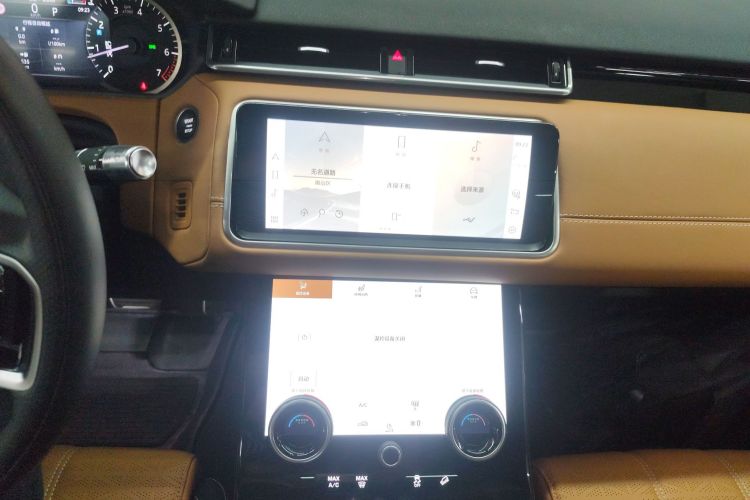 路虎 揽胜星脉 2023款 250PS 熠黑珍藏版中控内饰16