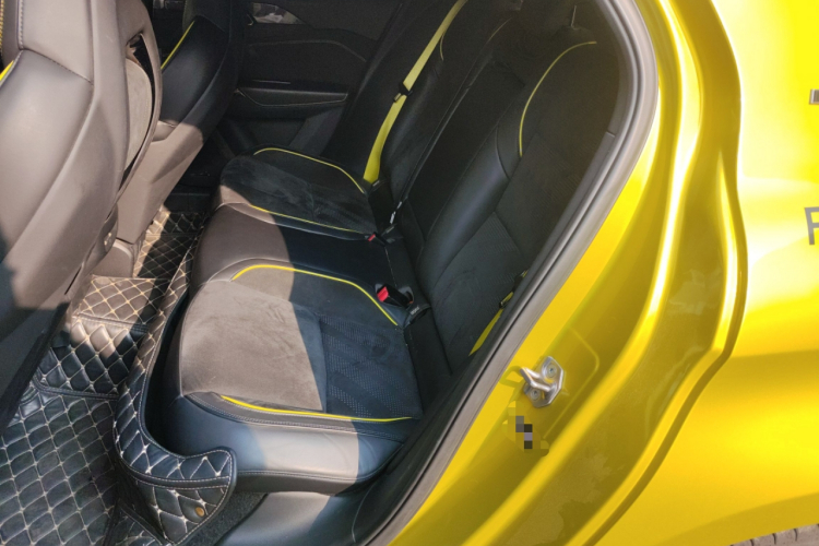 领克03 2019款 03+ 2.0TD 自动驭风版中控内饰21