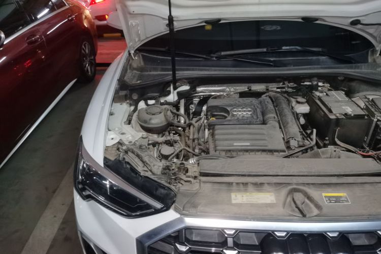 奥迪Q3 2019款 35 TFSI 进取动感型局部细节9006